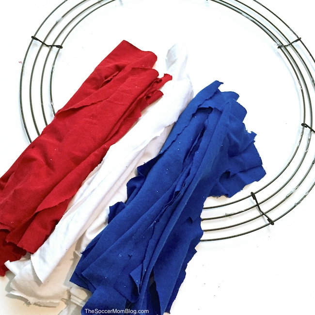 How to make an easy DIY Upcycled T-Shirt 4th of July Wreath in minutes!