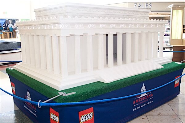 Experience some of the most important historical US monuments...made entirely with LEGOS! Look for the LEGO Americana Roadshow at a mall near you! 