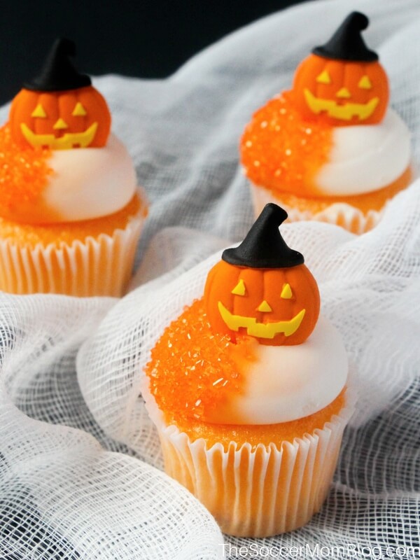 mini Halloween cupcakes