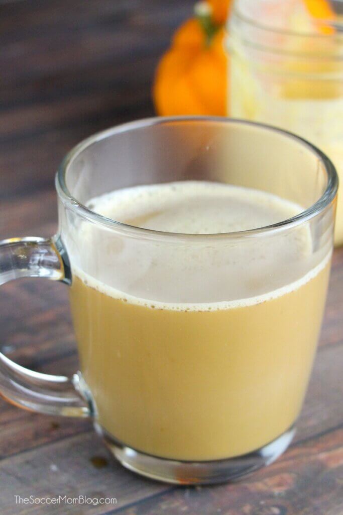 keto pumpkin spice latte in clear glass mug
