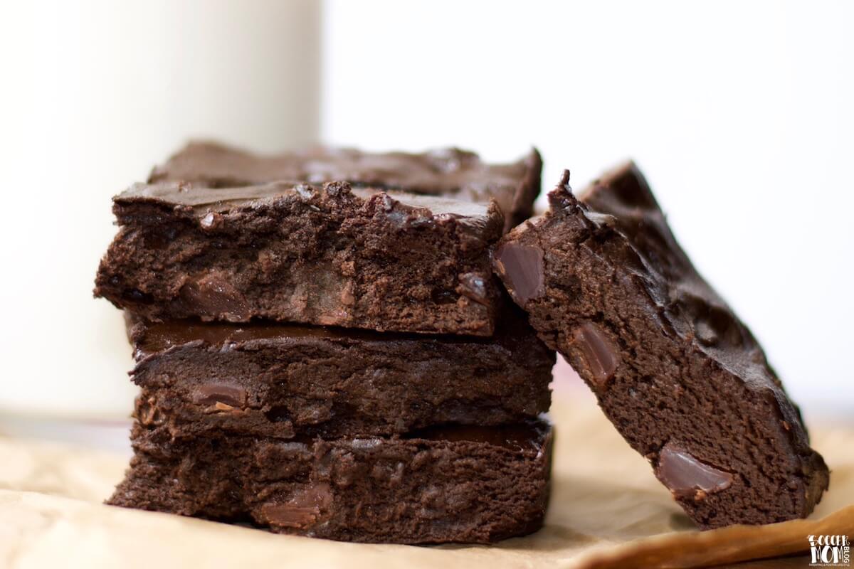These avocado brownies are too good to be true!! SO rich and decadent...and guilt-free! High in healthy omega-3s & good fats, PLUS gluten free & dairy free!