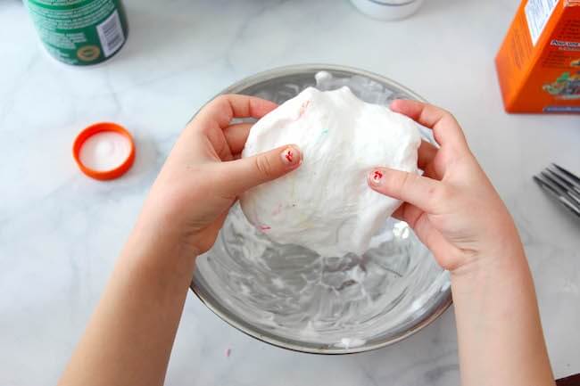 Are your kids curious about the new slime craze? Get ready to blow their minds with this awesome stretchy, squishy, POPPING Gak recipe! 