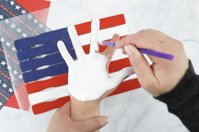 how to make a wooden American flag with paint sticks
