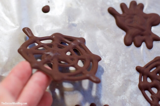 making spiderwebs out of chocolate