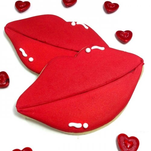 Lips Shape Cookie Cutter Dough Biscuit Pastry Lip Kiss Love Valentines Day 