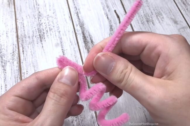 How to make kids finger puppets with pipe cleaners