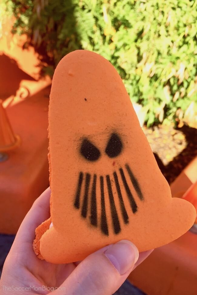 We tasted our way through Disneyland HalloweenTime food offerings! Take a peek at our photos plus find out our must-try items!