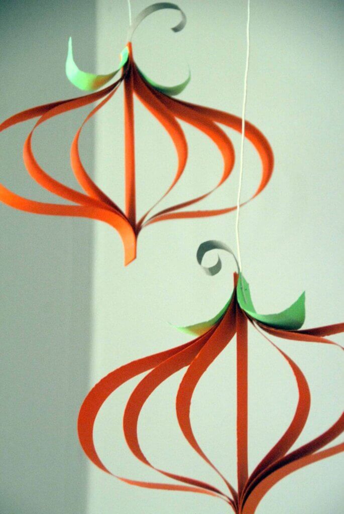 Hanging Paper Strip Pumpkins