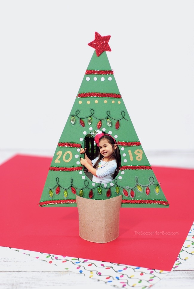 This Christmas Tree Picture Frame is an easy kid-made holiday keepsake craft! Click for video instructions