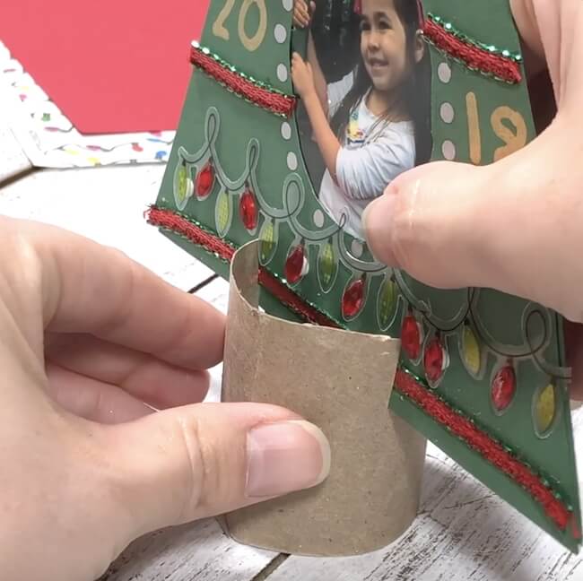 How to make an easy Christmas tree keepsake photo frame