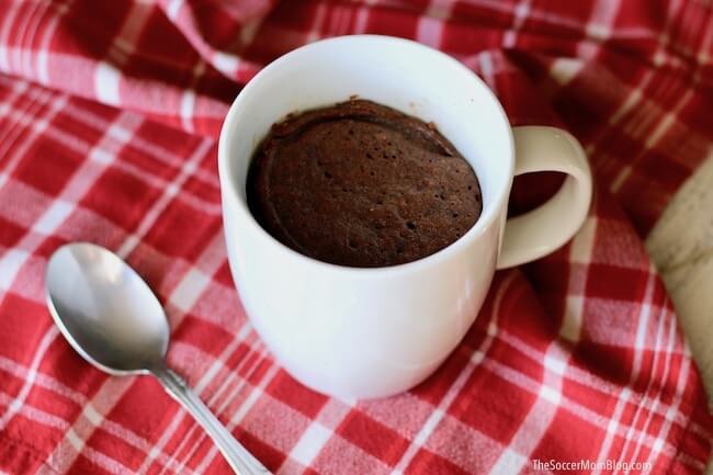 This Keto Chocolate Mug Cake will totally satisfy your sweet tooth and is ready in 2 minutes!