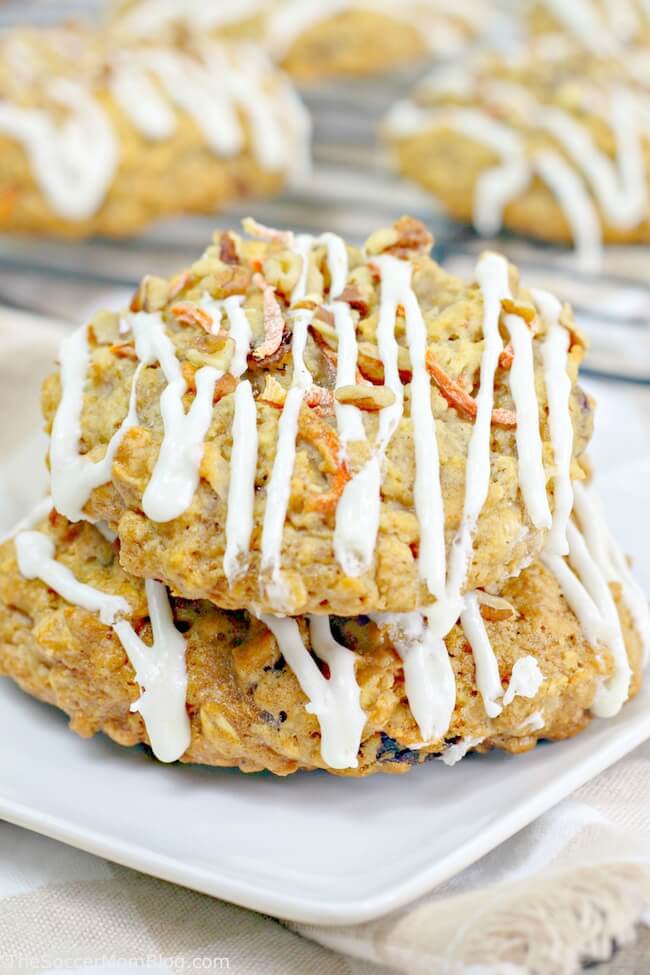 carrot cake oatmeal cookies with cream cheese drizzle