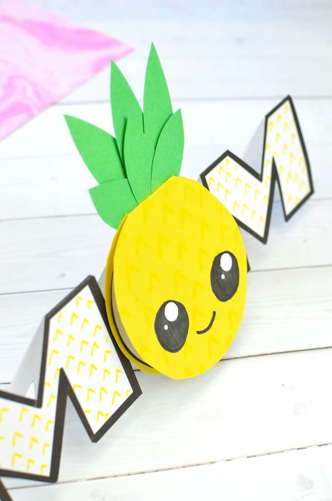 A sunny and sweet Pineapple Card that's perfect for Mother's Day, birthdays, and more!