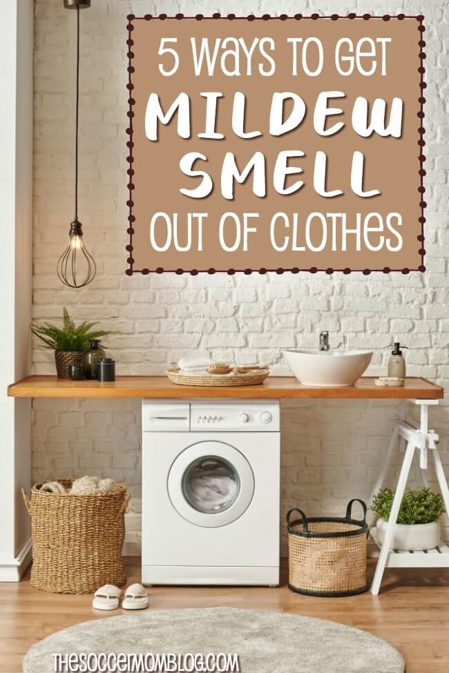 Learn how to get mildew smell out of clothes with simple household products. Five easy tricks to get rid old mold and must odors from laundry that really work! (We tried them!)