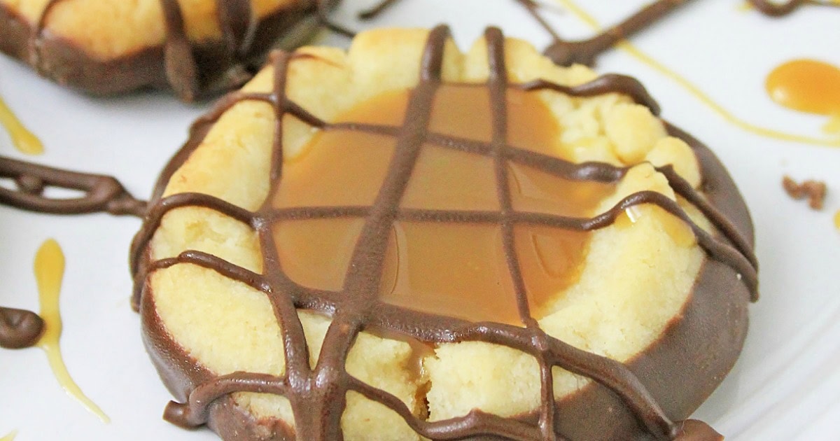 Twix Cookies - The Soccer Mom Blog