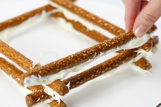 how to build a pretzel log cabin with frosting