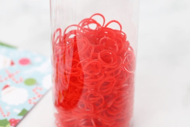 red loom bands to make Christmas sensory bottles