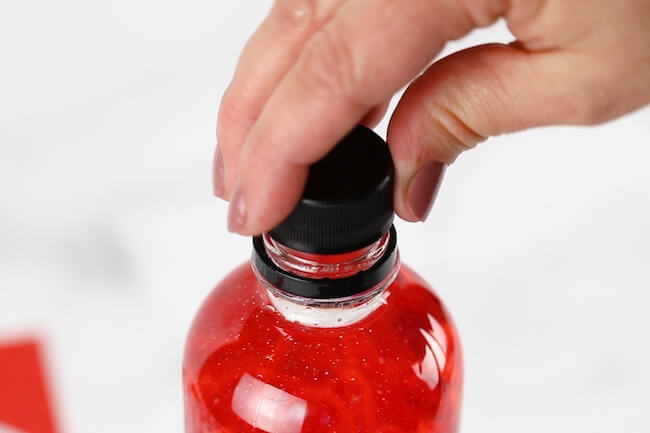 Christmas sensory bottles for babies and toddlers