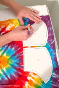 How to Make a Homemade Face Mask from a T-Shirt