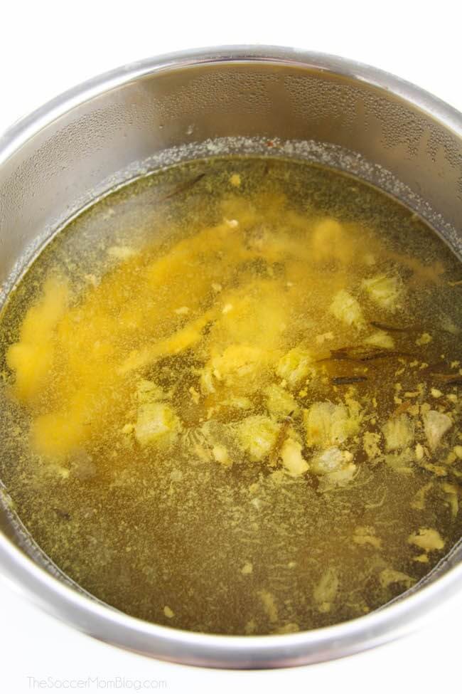 chicken broth made in Instant Pot