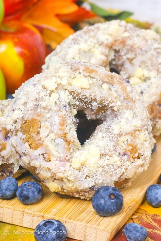 baked apple blueberry donuts with streusel topping