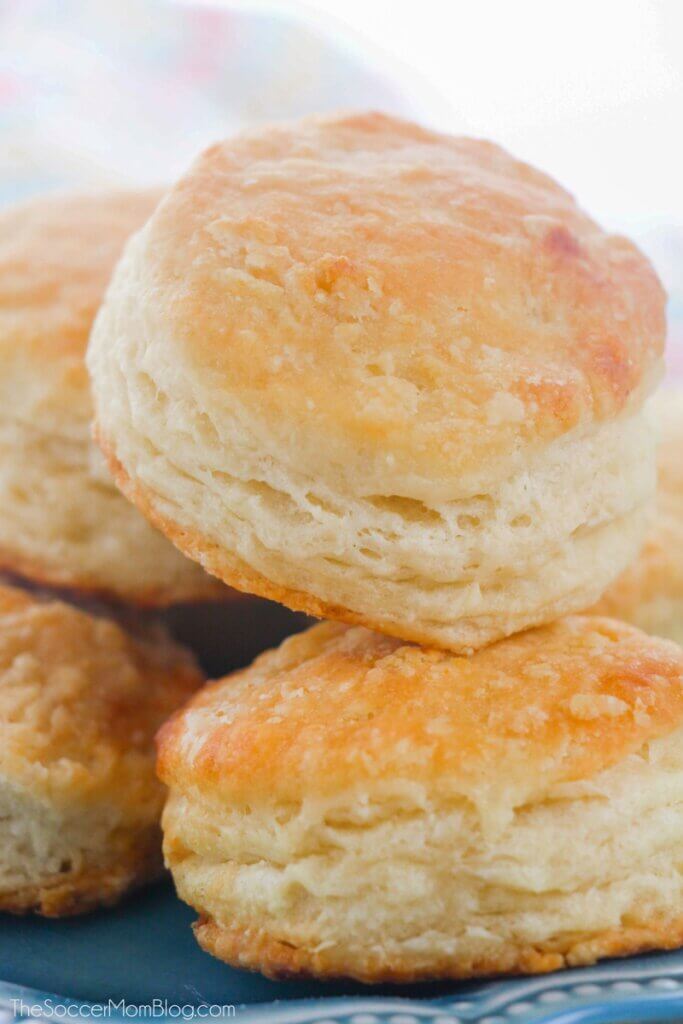 fluffy buttermilk biscuits