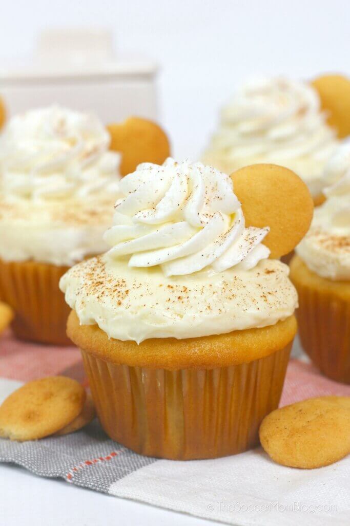 Sweet bananas and creamy frosting with a hint of cinnamon, these Banana Pudding Cupcakes are a sweet treat the whole family will enjoy!