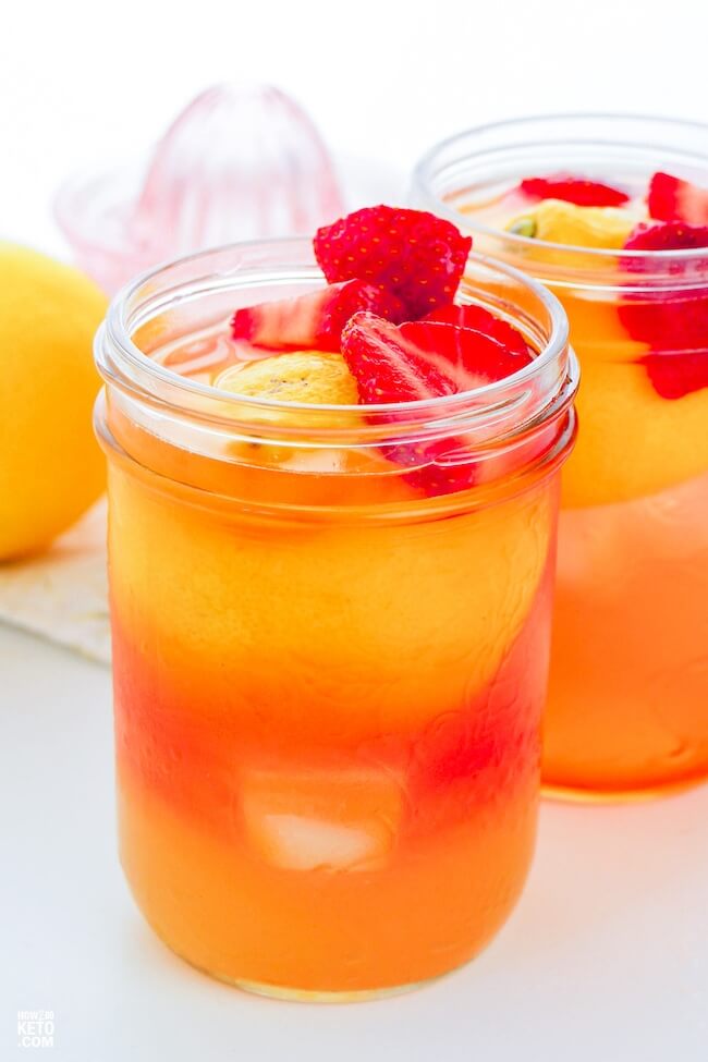 strawberry lemonade with fruit