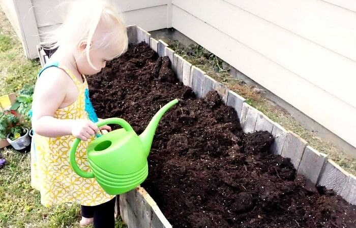 kids friendly garden idea