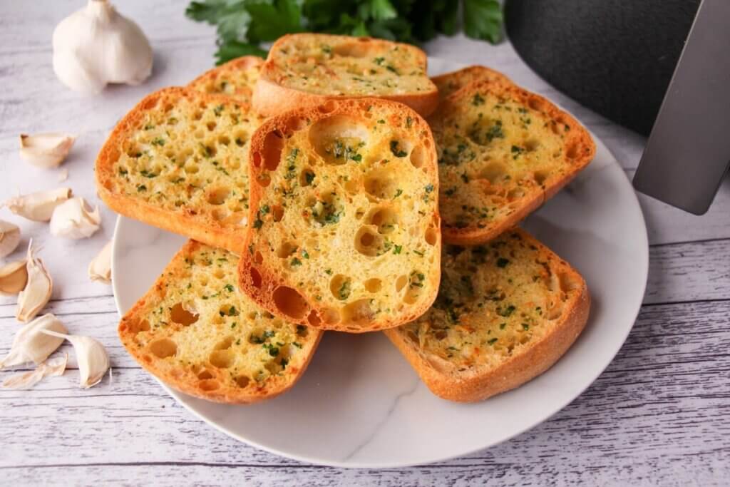 toasted garlic bread