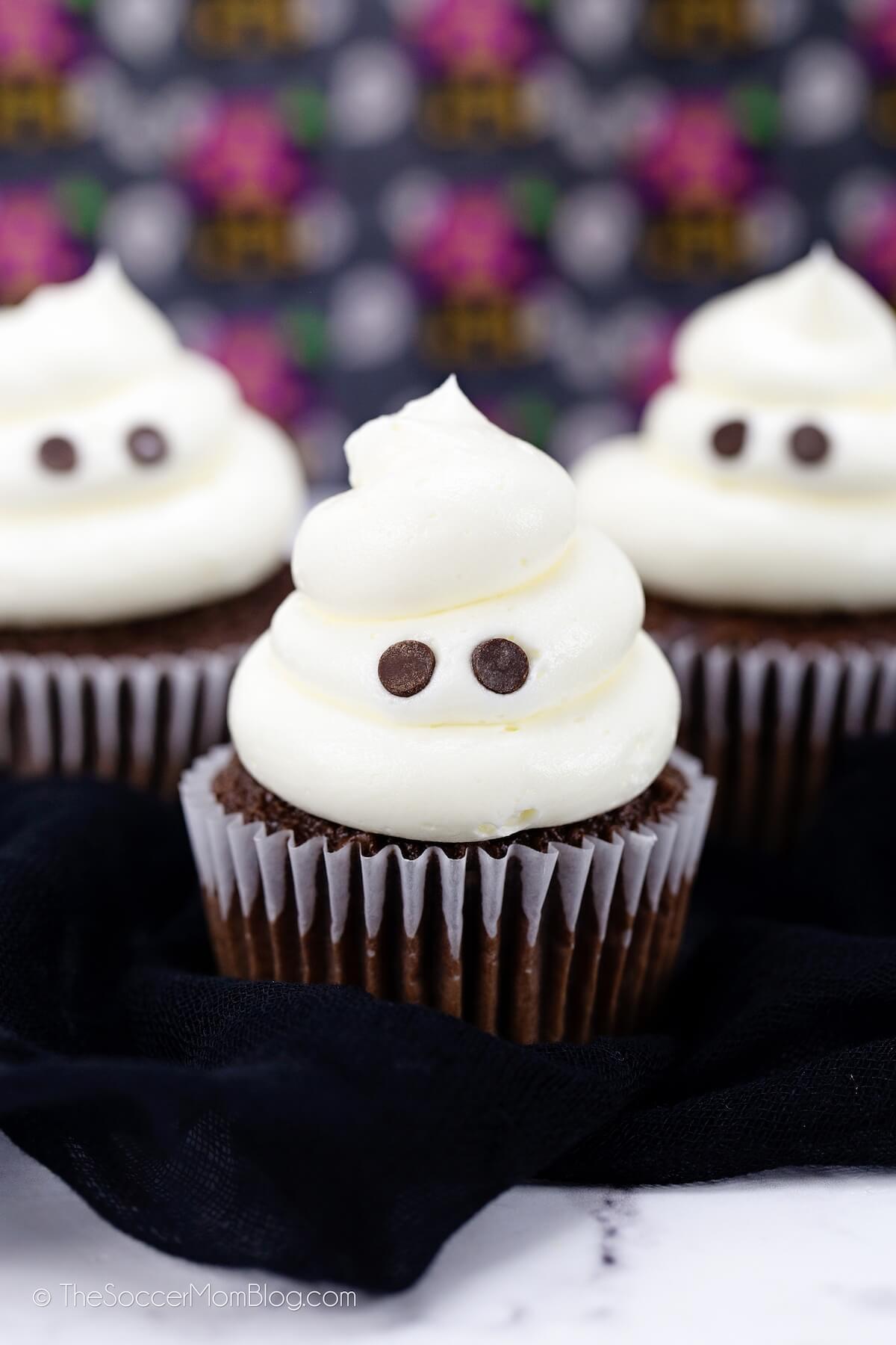 3 ghost cupcakes made with swirled frosting