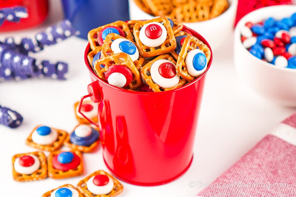 bucket of 4th of July pretzel bites.